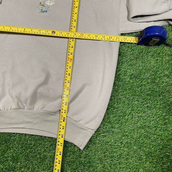 Vintage Hanes Iowa embroidered bird tan crewneck sweatshirt (M) - Picture 3 of 5